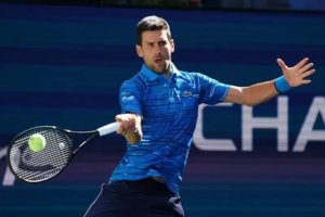 Djokovic thắng dễ dàng ở trận mở màn Brisbane International